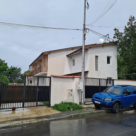 Luca'S Studio 2 ,Close To Therme Bucharest, Airport Otopeni Balotesti Dış mekan fotoğraf